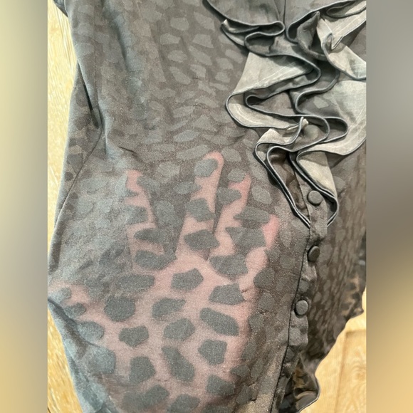 Armani Collection short sleeved silk blouse with matching unpinning - size 10 - Picture 4 of 7